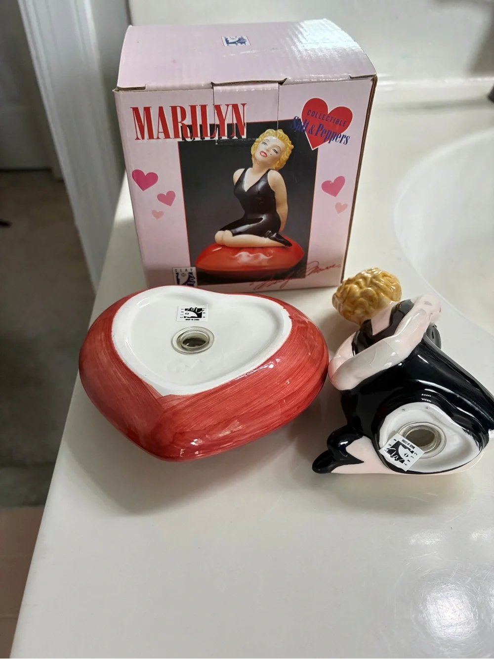 New in Box Marilyn Collectible Salt & Peppers - Pink Box with Figurine Image